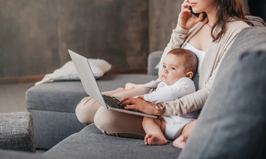 How to Ace at Managing A Remote Team: Ultimate Guide to Future of Work